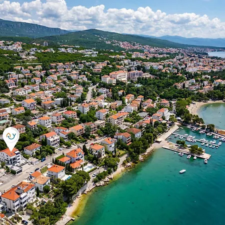 Apartmán Luxury Pool With Sea View - Happy *