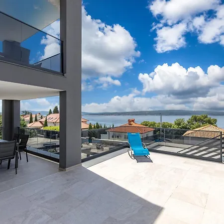 Luxury Pool With Sea View - Happy דירה