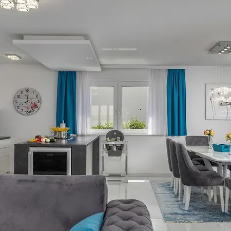 Luxury Pool With Sea View - Happy דירה *