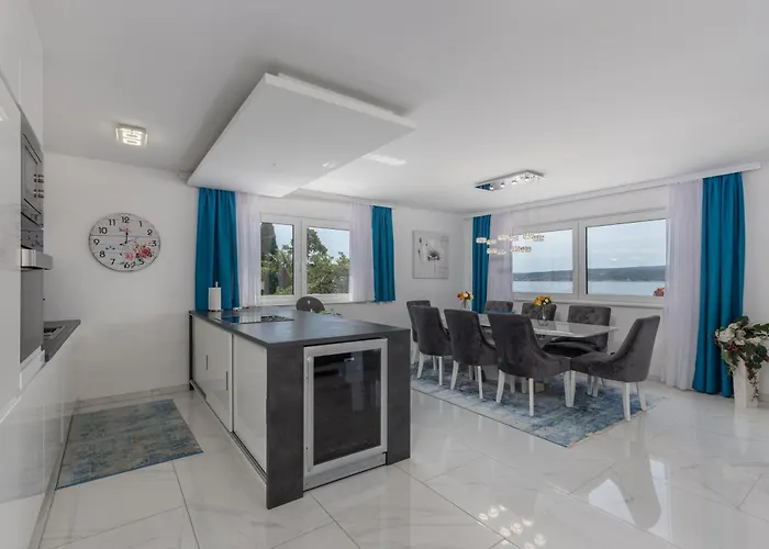 Apartmán Luxury Pool With Sea View - Happy