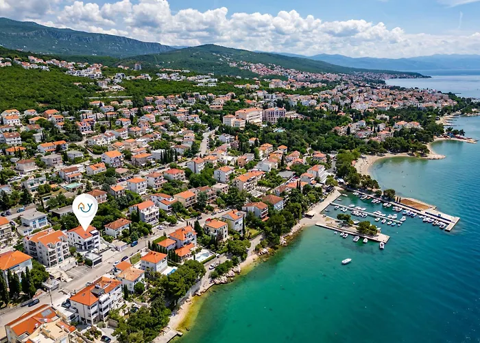 Apartmán Luxury Pool With Sea View - Happy *